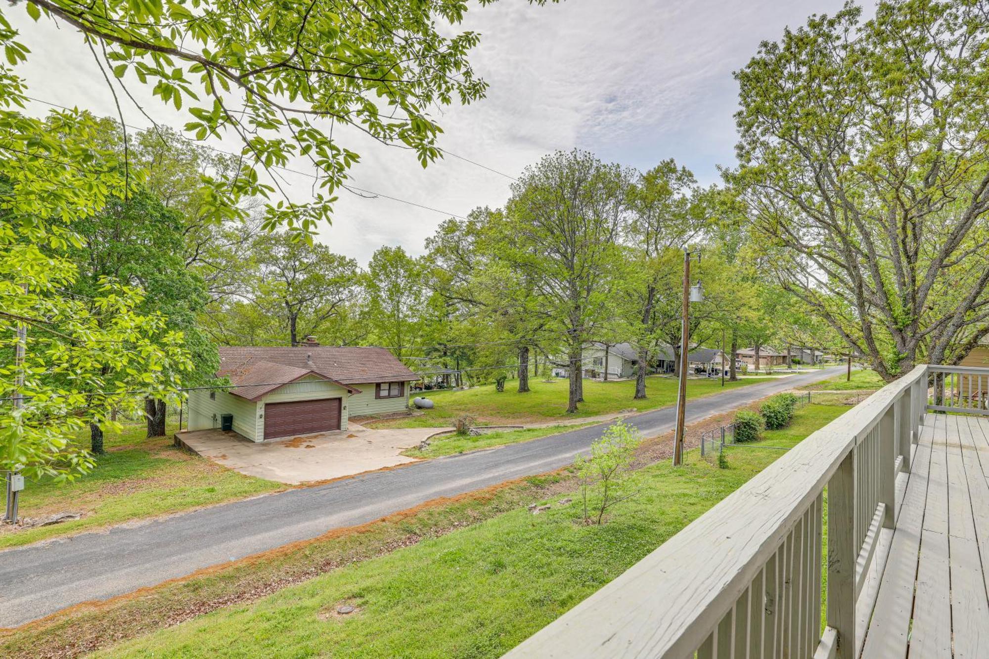 Shell Knob Home With Deck And Table Rock Lake View Bagian luar foto