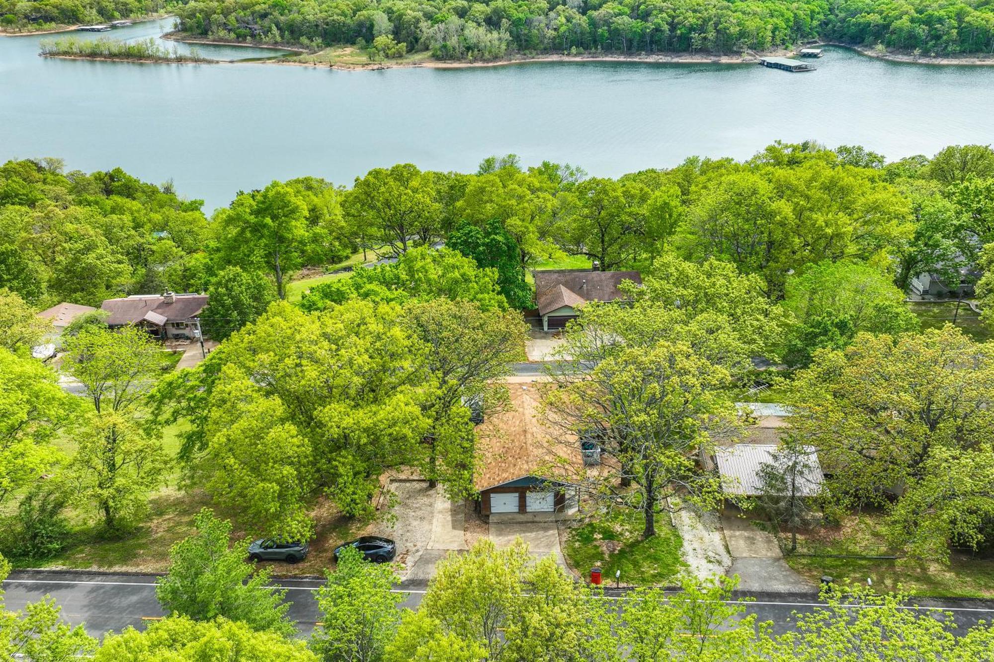 Shell Knob Home With Deck And Table Rock Lake View Bagian luar foto